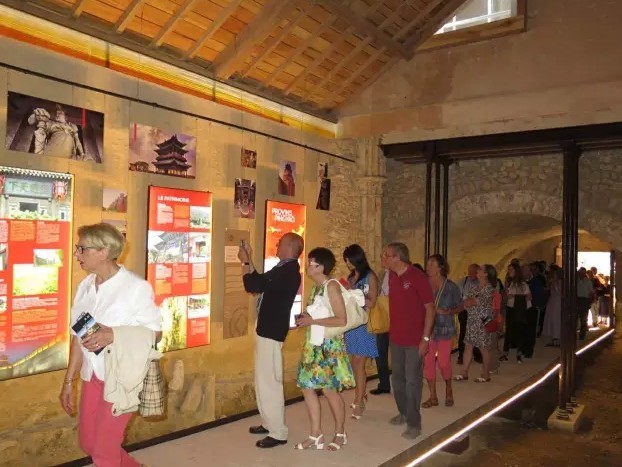 平遥古城在普罗万设立旅游促销展示区
